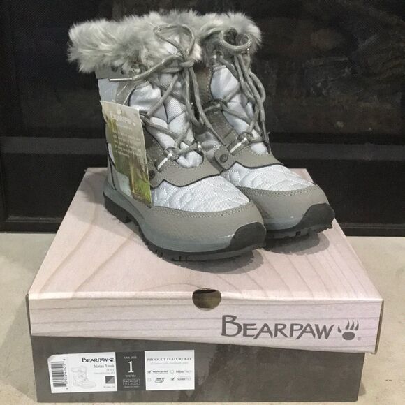 BearPaw Youth Size 1 Winter Snow Boot, Grey & Charcoal, Width: M, Waterproof - Picture 1 of 8